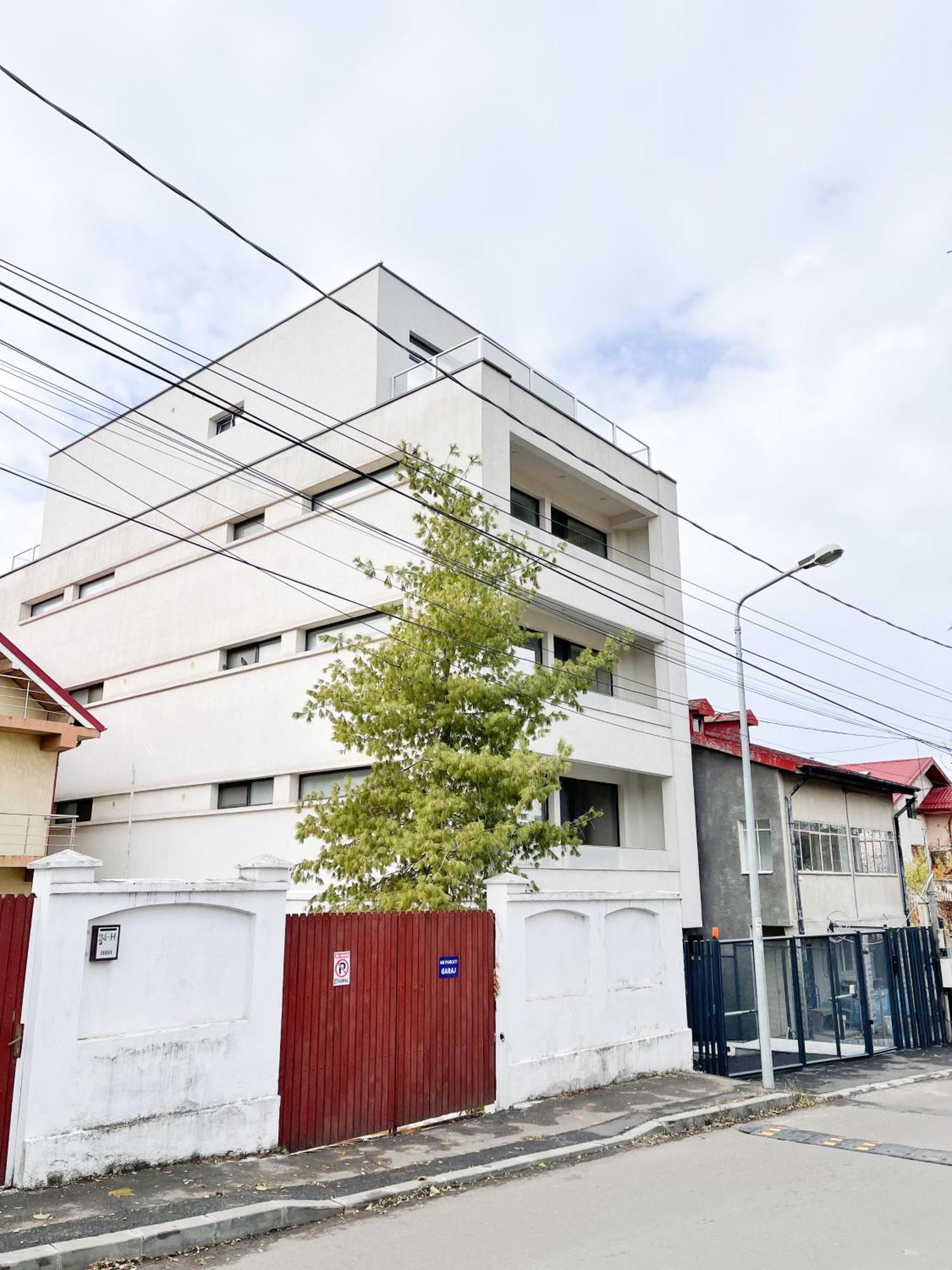 Warm Hotel Apartment Bucharest Exterior photo